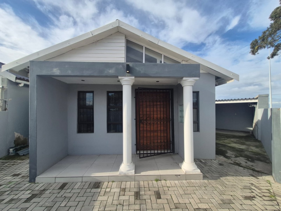 2 Bedroom Property for Sale in New Brighton Eastern Cape